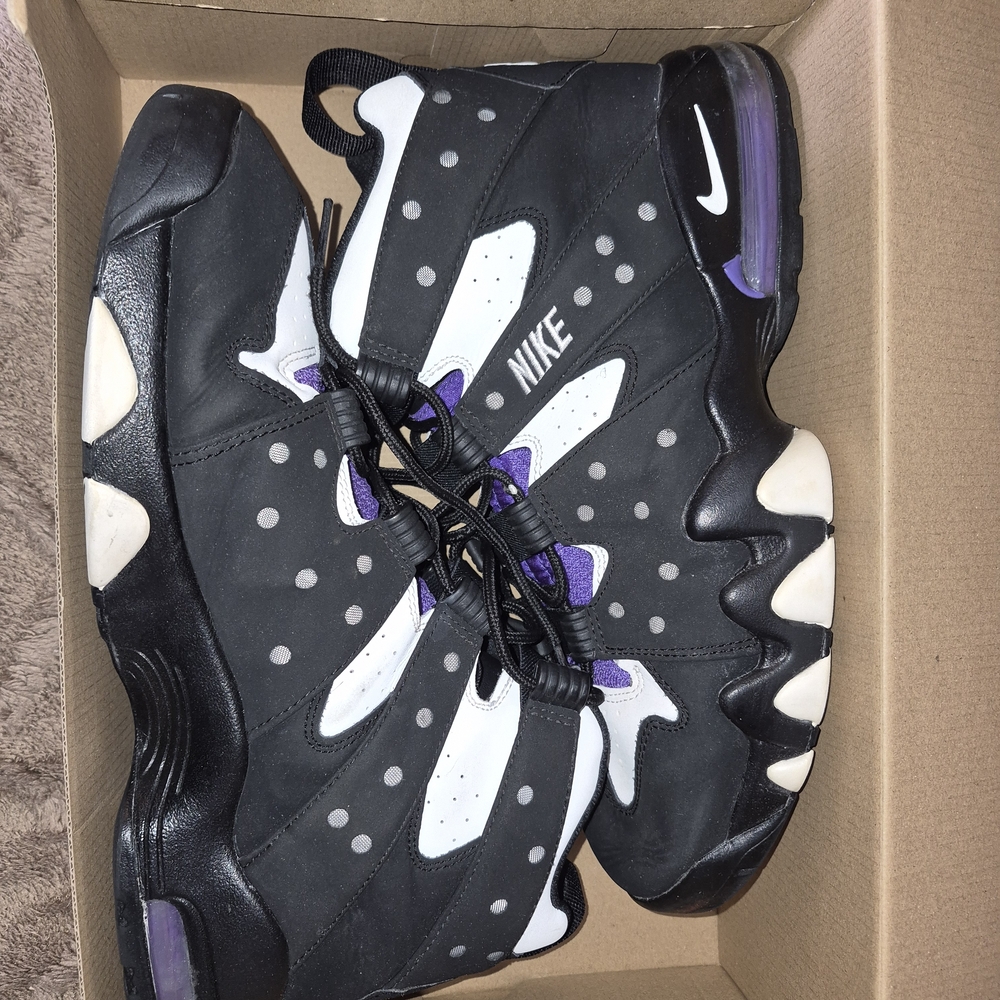 Nike Black & White Athletic Sneakers with Purple Accents